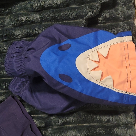 18 months shorts and swim trunks - Picture 2 of 4